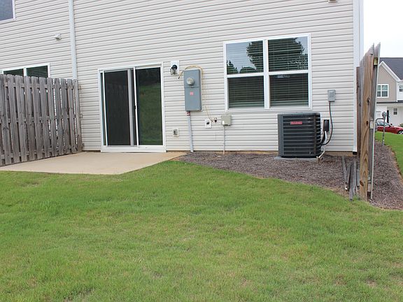 3rd image of 15 Apricot Ln #1