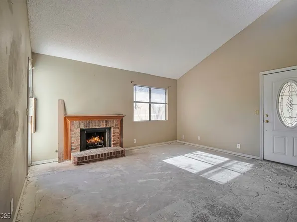 1701 E Katie Ave APT 100, Las Vegas, NV 89119