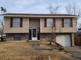 1621 Starlite Dr, Jefferson City, MO 65109