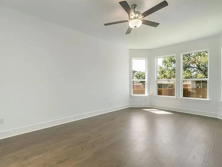 1412 Mulberry Oak Ln — Photo 12