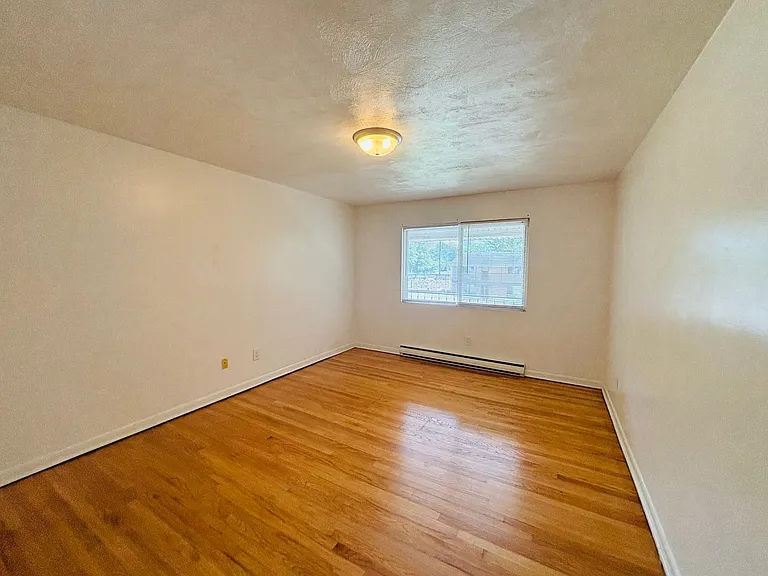 109 Northview Dr #4 — Photo 6