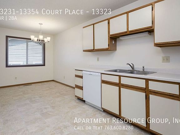 3rd image of 13231 Court Pl #13323