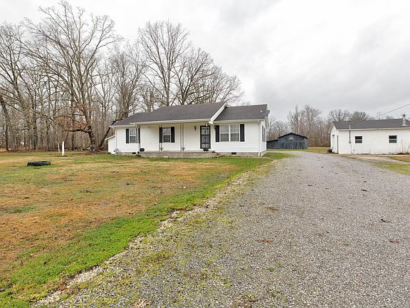 3rd image of 575 Compton Rd