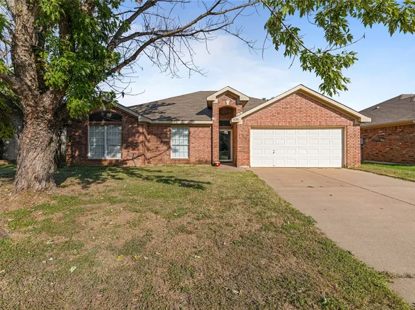 1620 Bertram Dr, Mansfield, TX 76063