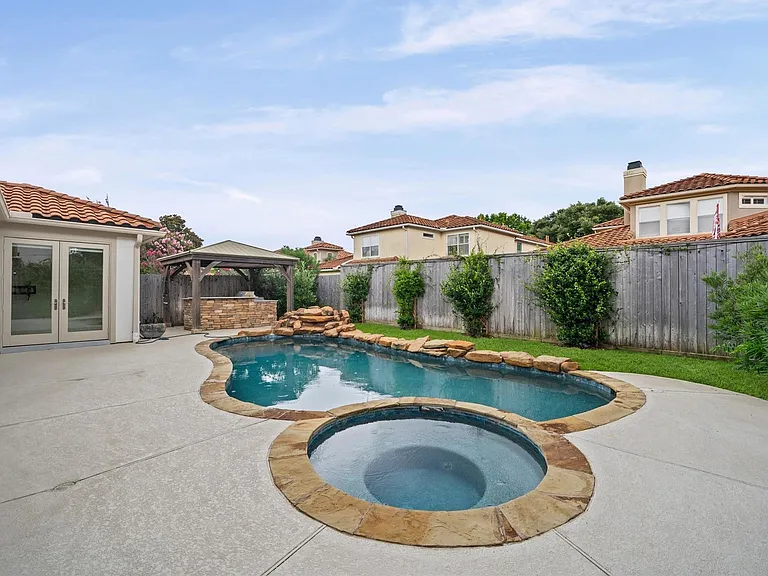 14227 Flower Creek Ln — Photo 33