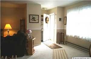 2nd image of 90 Yorkwood Dr