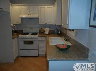 2104 Raymond Ave APT 8, Altadena, CA 91001