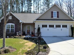 1734 Crestlawn Trl, Pfafftown, NC 27040