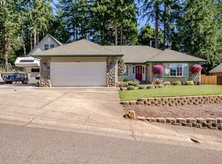 580 Strawberry Loop, Sweet Home, OR 97386
