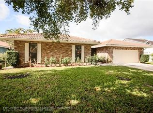 4118 NW 69th Ter, Coral Springs, FL 33065