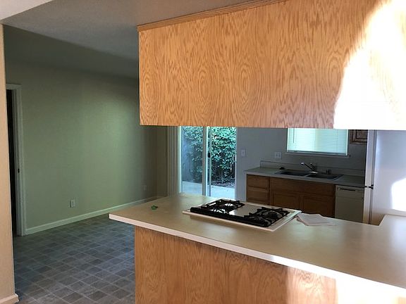 4th image of 1292 E 1st Ave Unit 12