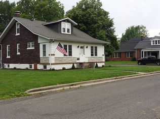 18 W Adams St, Millstadt, IL