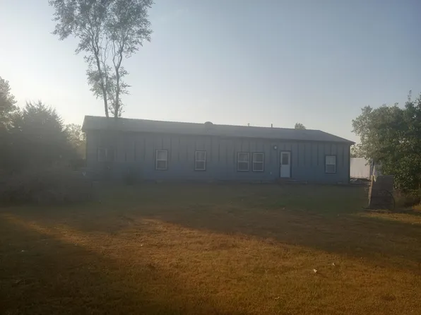 10825 Chinook Ct, Sedgwick, KS 67135