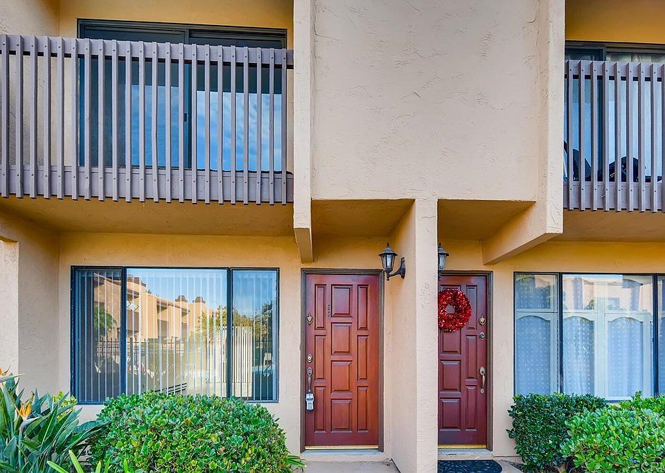 1st image of 9455 Gold Coast Dr Unit E5
