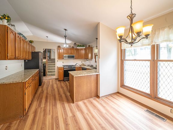 5th image of 3516 Kings Lair Dr