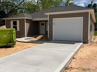 2204 3rd Ave, Crestview, FL 32536
