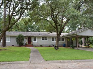 705 Woodhaven Dr, Hattiesburg, MS 39401