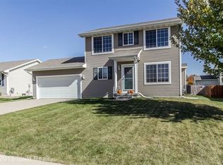 455 SE Carefree Ln, Waukee, IA 50263