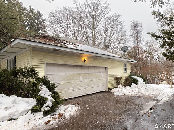 4th image of 71 Renshaw Road