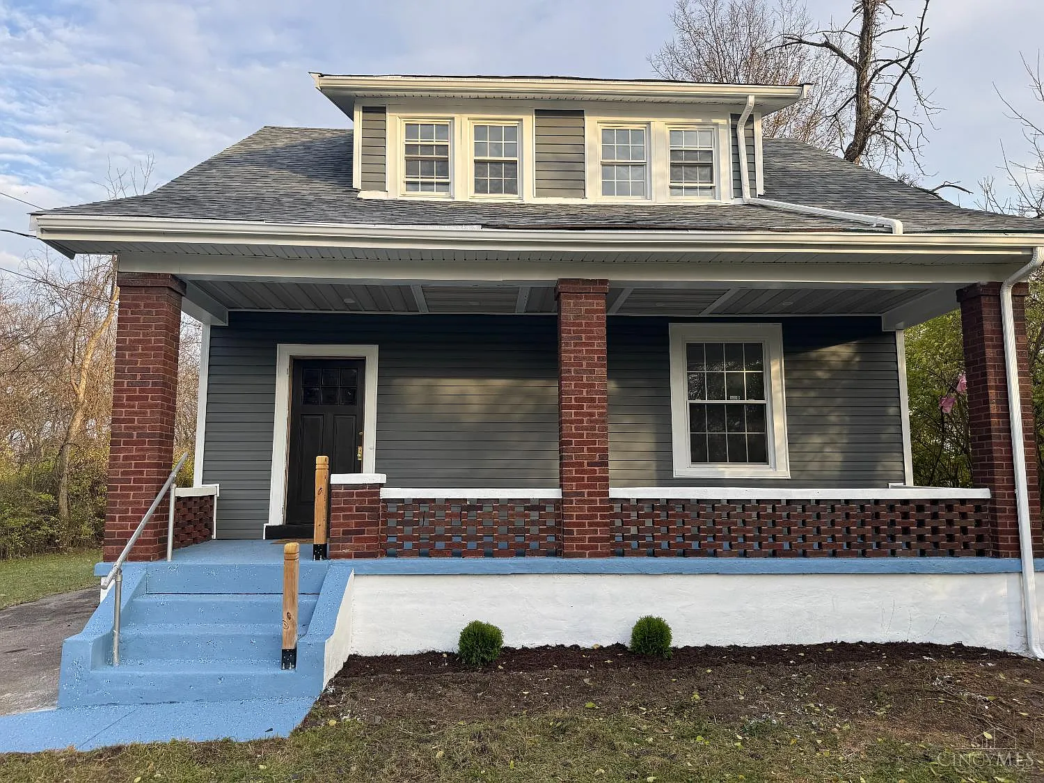 10152 Chester Rd photo 1