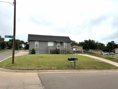 1006 9th Ave, Dodge City, KS, 67801