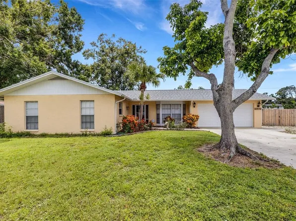 2802 Jamaica St, Sarasota, FL 34231