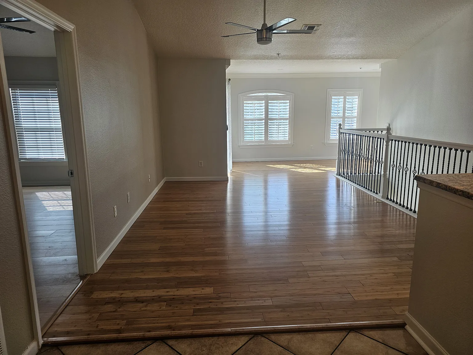 2 bed, 1222 sqft, $1,800 — Photo 4