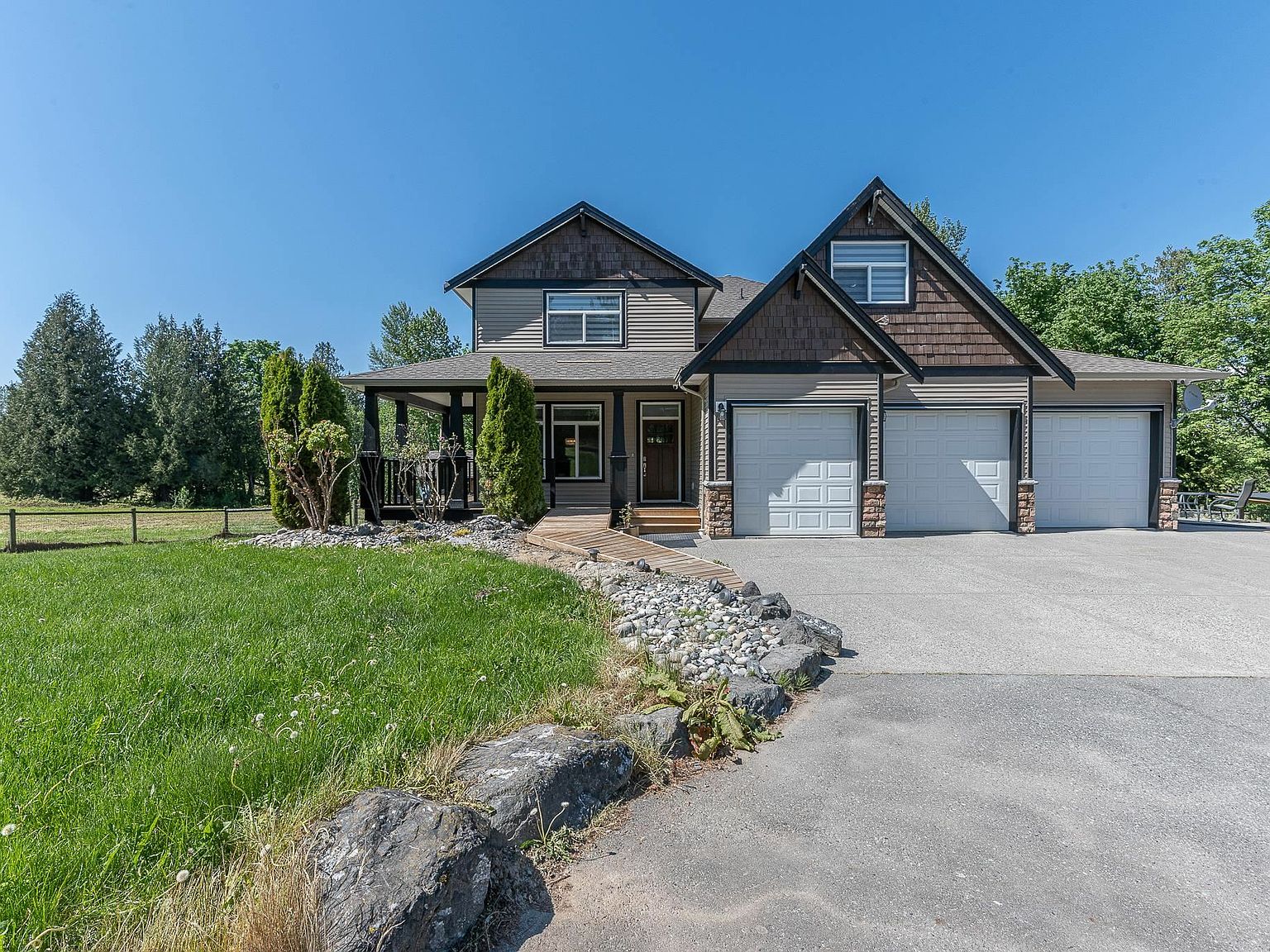 30221 Harris Rd, Abbotsford, BC V4X 1V6 Zillow