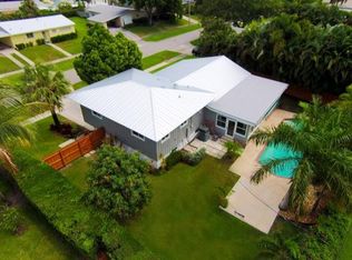 520 Bay Rd, North Palm Beach, FL 33408