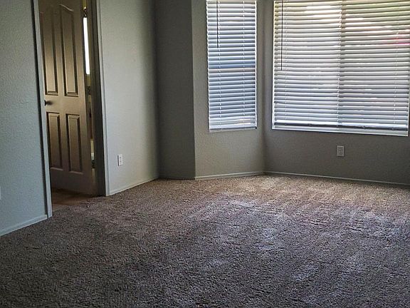 4th image of 1592 W Browning Way