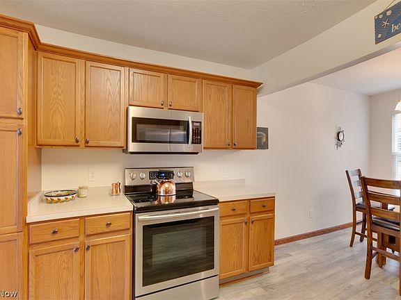 3rd image of 1265 Watermark Ln