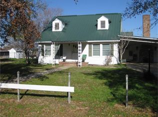 2098 S Beech St, Calvert, TX 77837