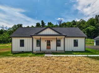233 Cedar Ln, Allons, TN 38541