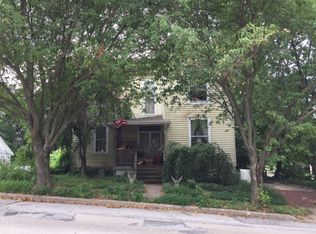 407 E 9th St, Alton, IL 62002