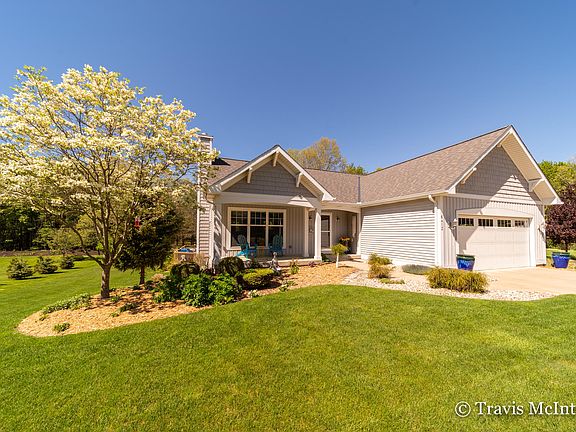 2nd image of 6413 Destin Ct