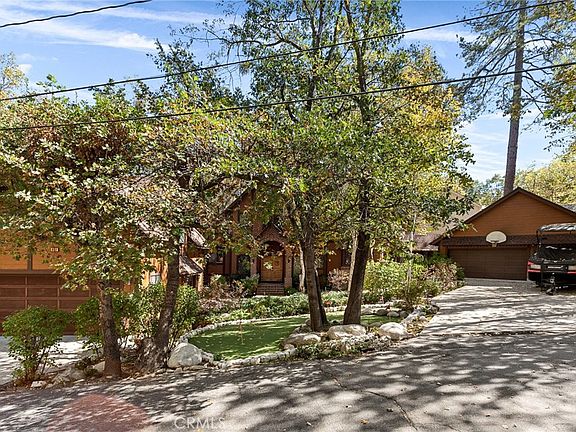 5th image of 951 Osprey Ln