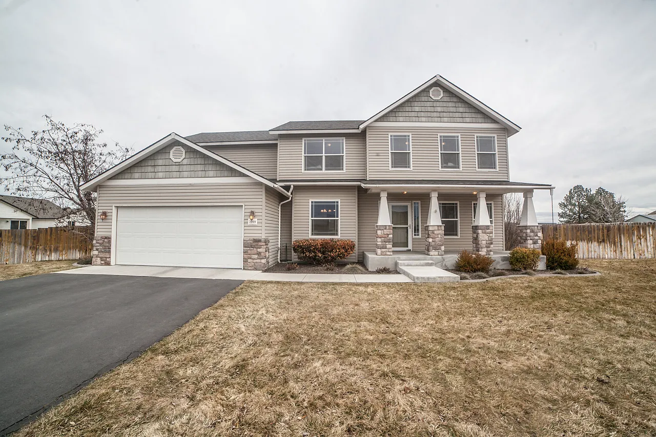 2209 Road 67 photo 1