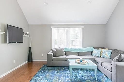 5th image of 21 Highland Ave