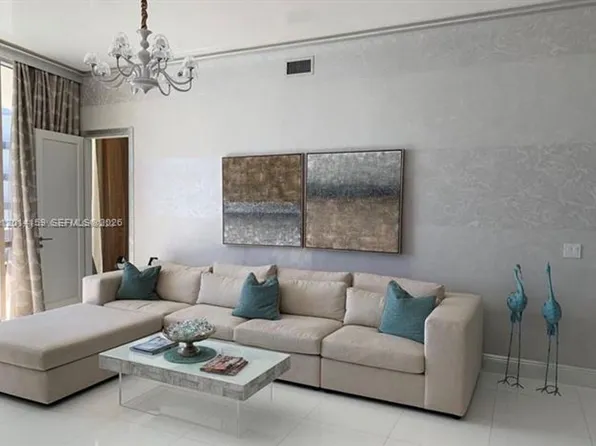 15901 Collins Ave, North Miami Beach, FL