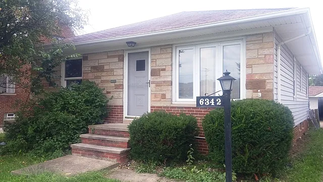 6342 Stanbury Rd photo 1