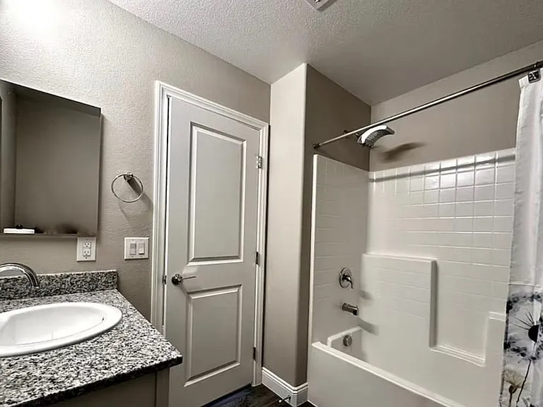 2710 Yellow Blaze Way #1 — Photo 10