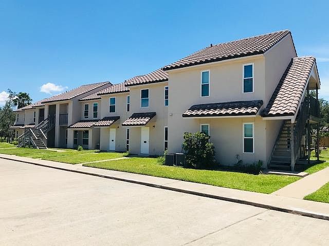 1st image of 221 Marion Dr #D-208