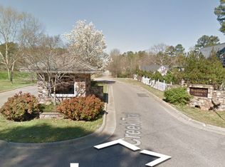 320 Brookfield Cir, Sanford, NC 27330