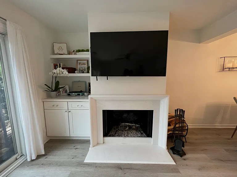 1017 Riverbend Club Dr SE — Photo 10