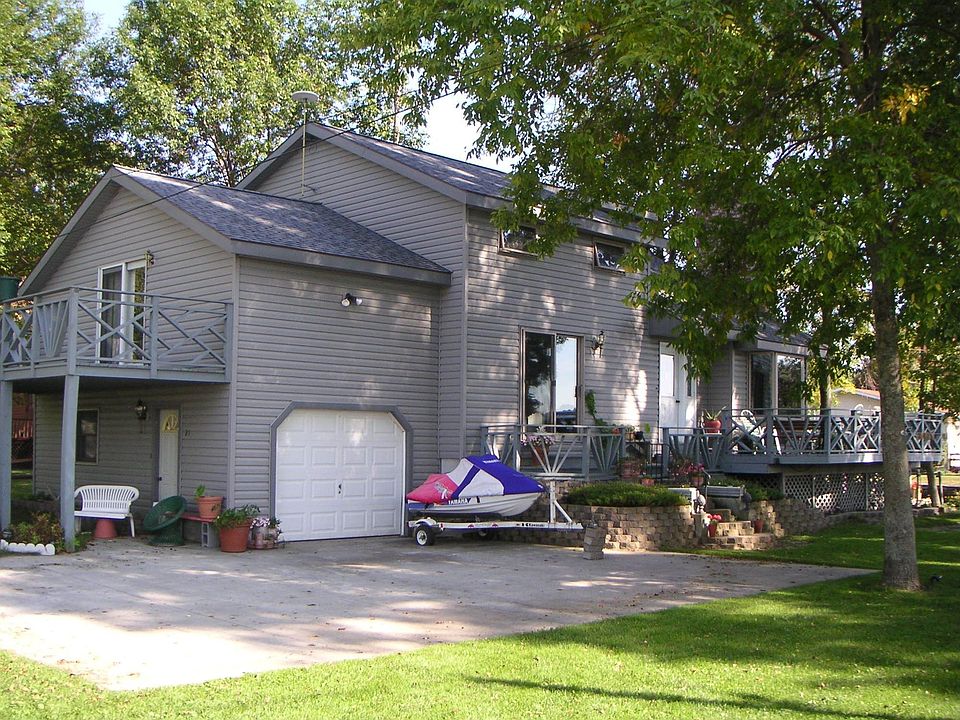 21 Keicher Dr year round home, front