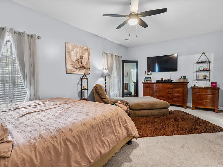 126 Baysdale Dr — Photo 15