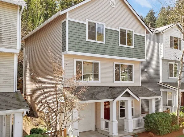 21262 40th Way S #32, SeaTac, WA 98198