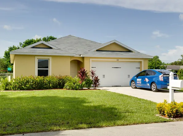 606 SE 2nd Ter, Cape Coral, FL 33990
