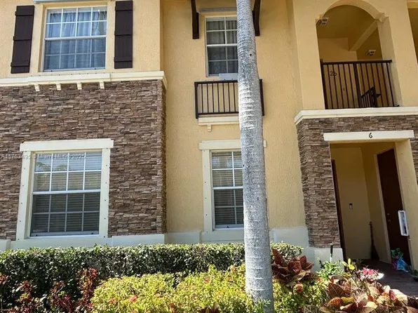 9257 SW 227th St, Cutler Bay, FL