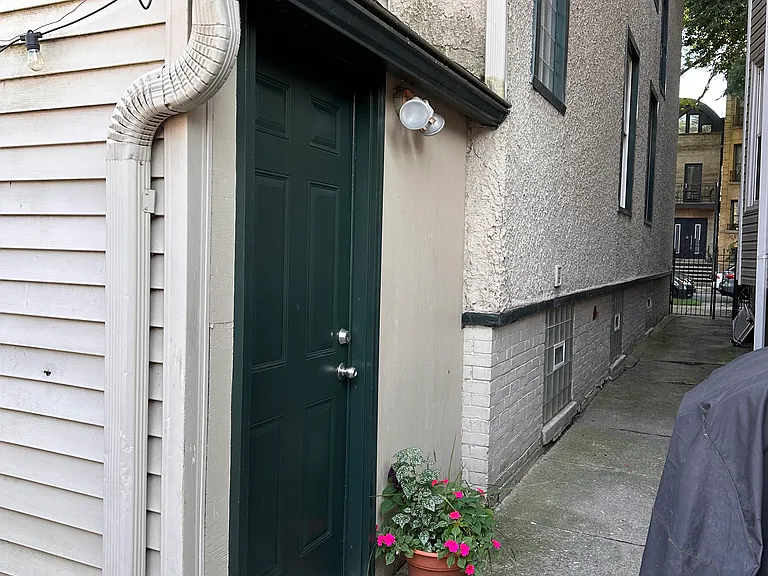 1420 W Edgewater Ave #B — Photo 19